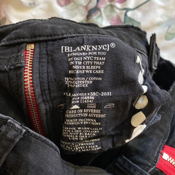 BLANK NYC The Rivington Black High-Rise Zippered Leg Jeans Tuxedo Stripe Size 25 - Picture 12 of 12